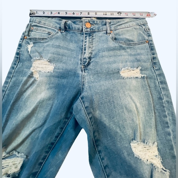 Refuge Distressed Skinny Jeans, Women’s, Light Wash Blue, Size 10 - Picture 3 of 9